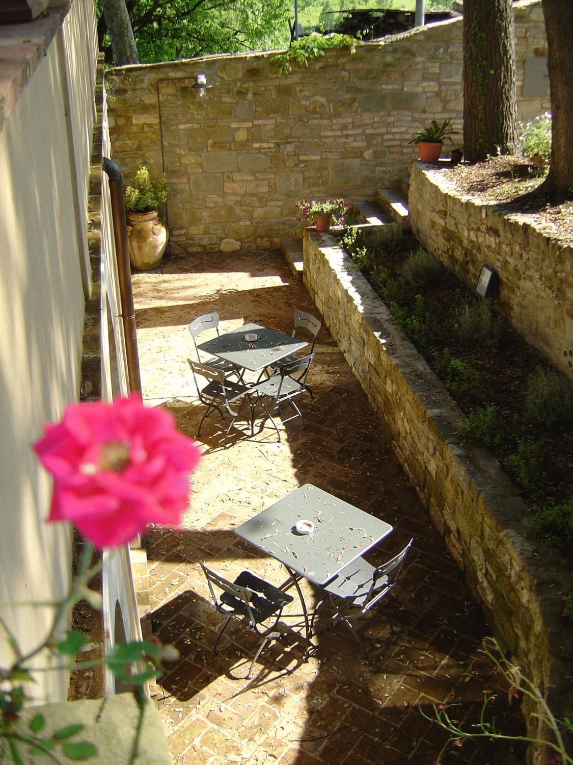 La Locanda Del Borgo เปียตราลุงกา ภายนอก รูปภาพ