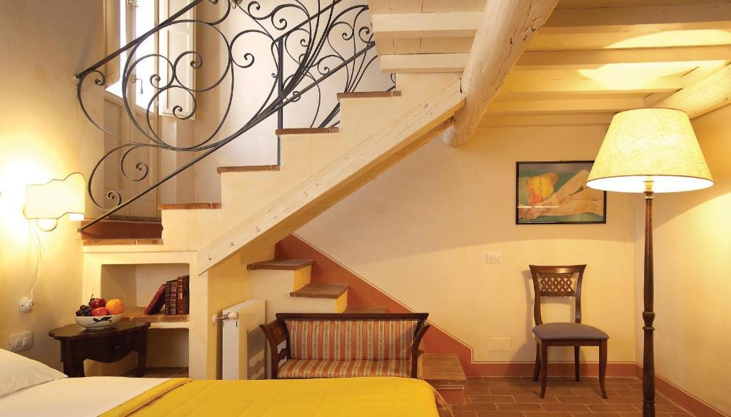 La Locanda Del Borgo เปียตราลุงกา ห้อง รูปภาพ